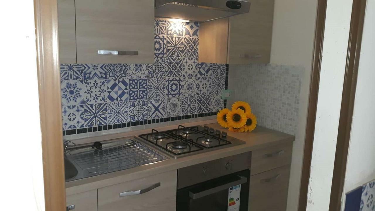Villino Celeste Fronte Spiaggia Torre Lapillo Dış mekan fotoğraf
